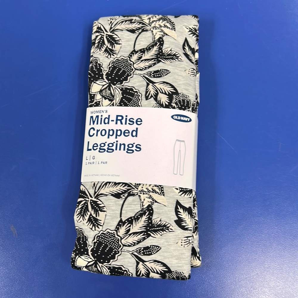 Old navy cropped leggings